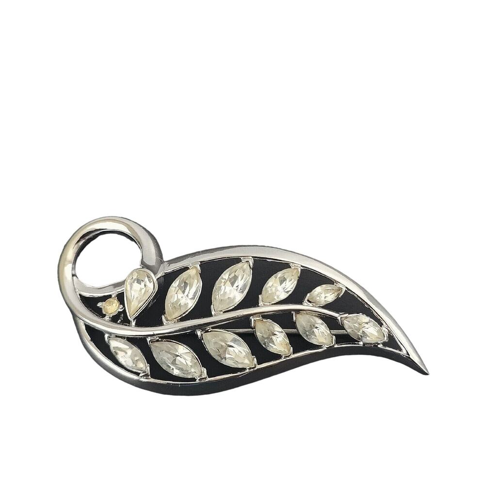 Vintage Crown Trifari Silver Tone Leaf Brooch Rhinestone Pin Pendant Novelty